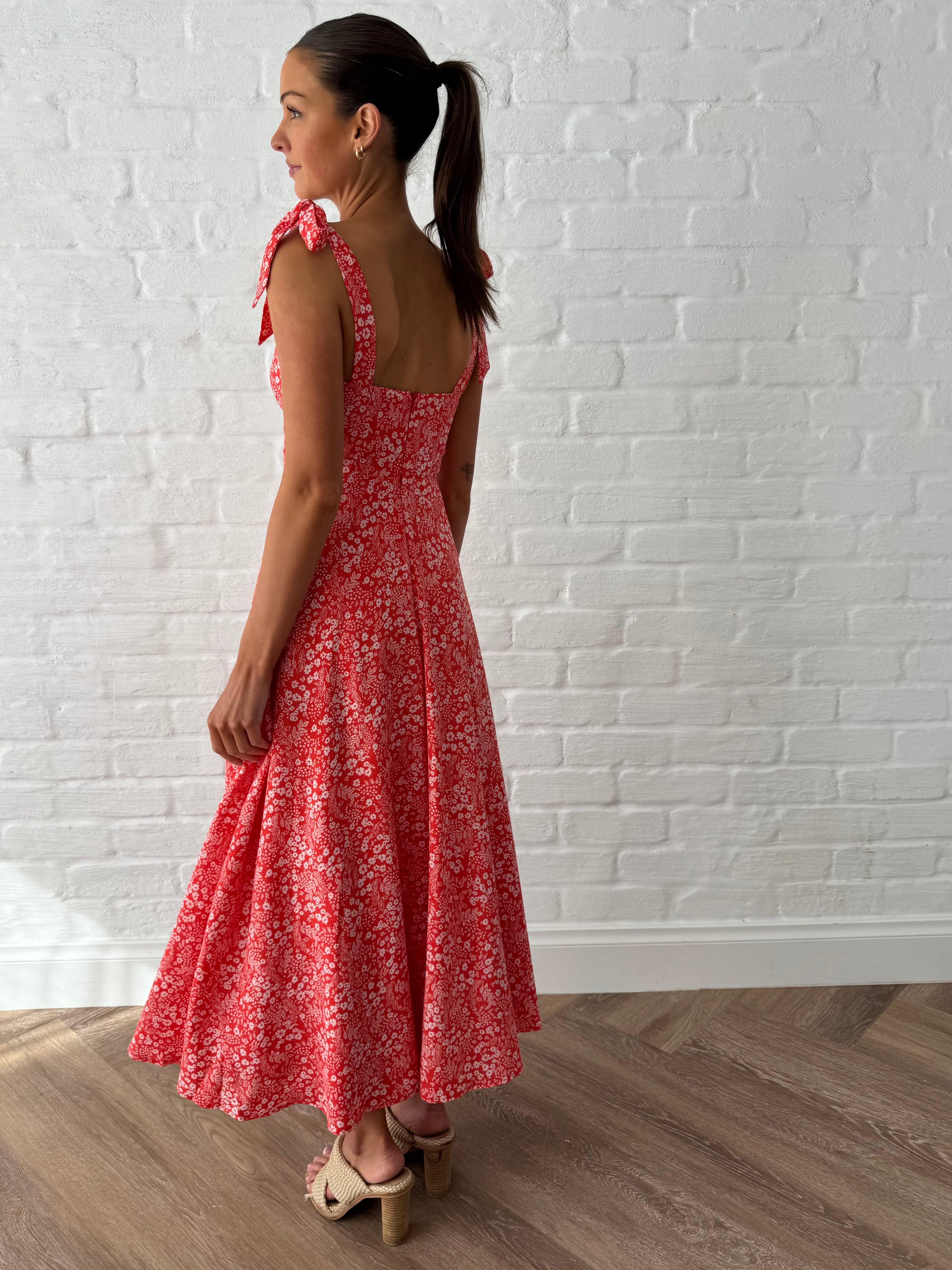 Lia dress (Red)