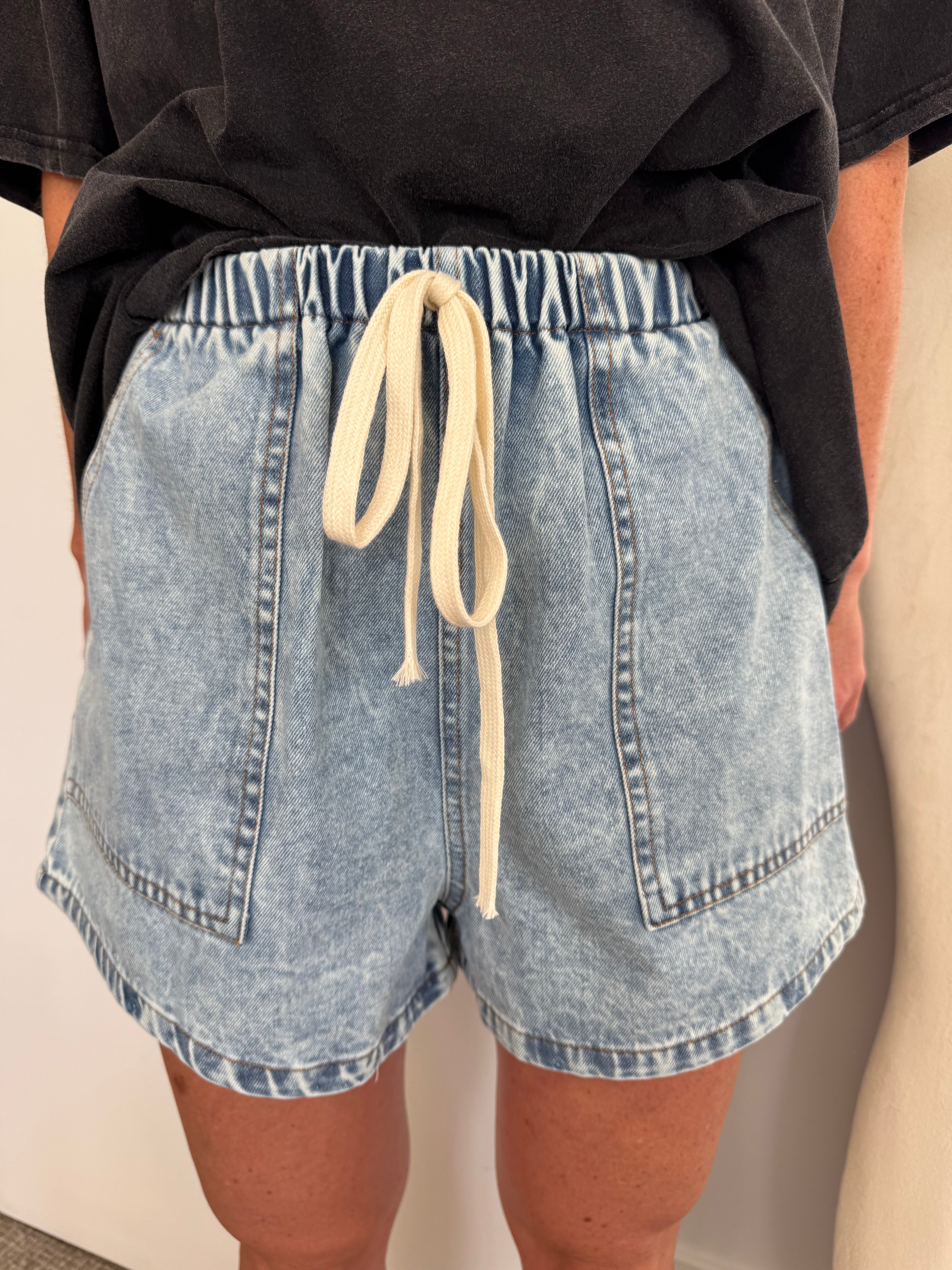 Classic coast denim shorts
