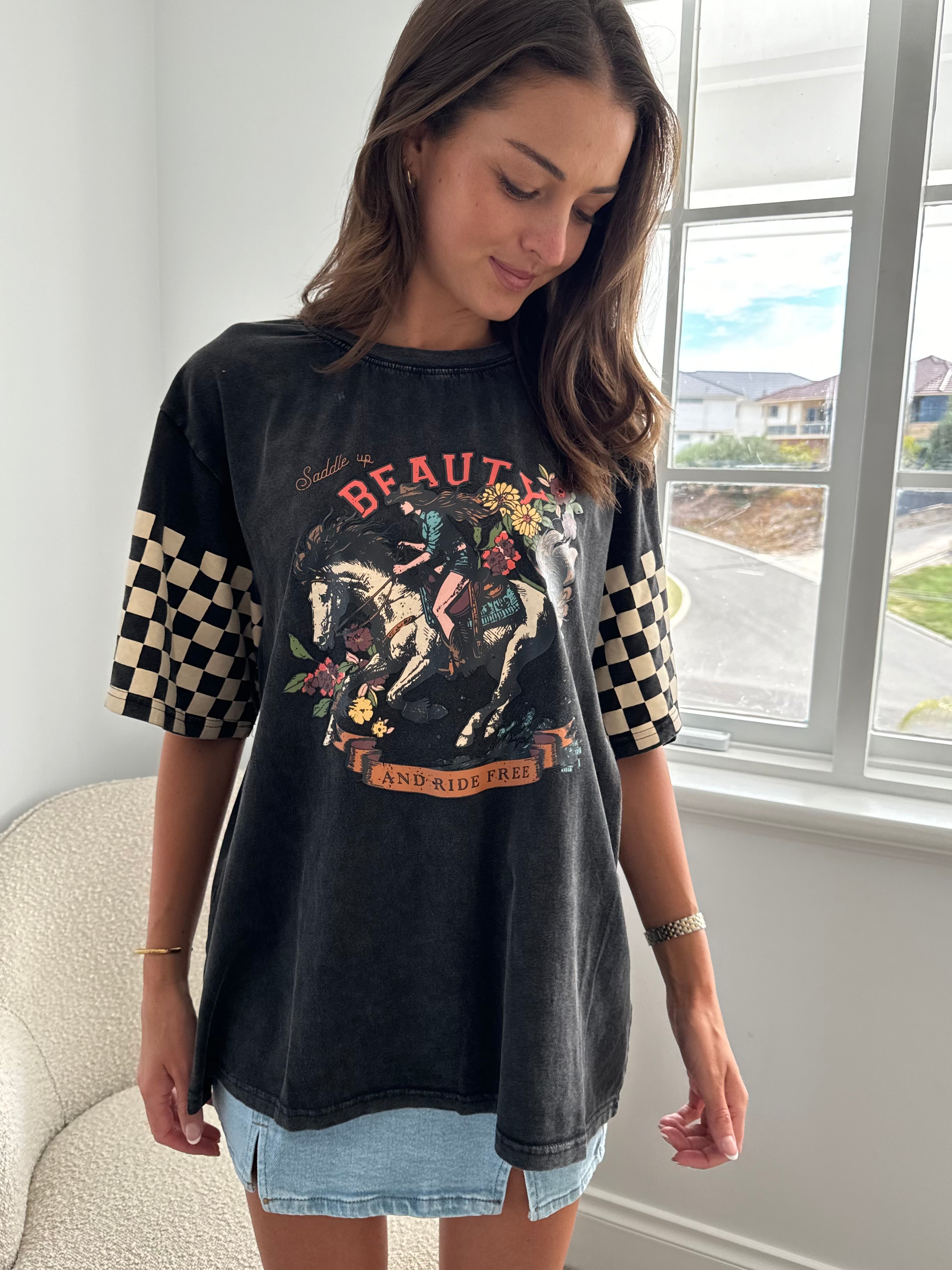 Black Beauty Tee