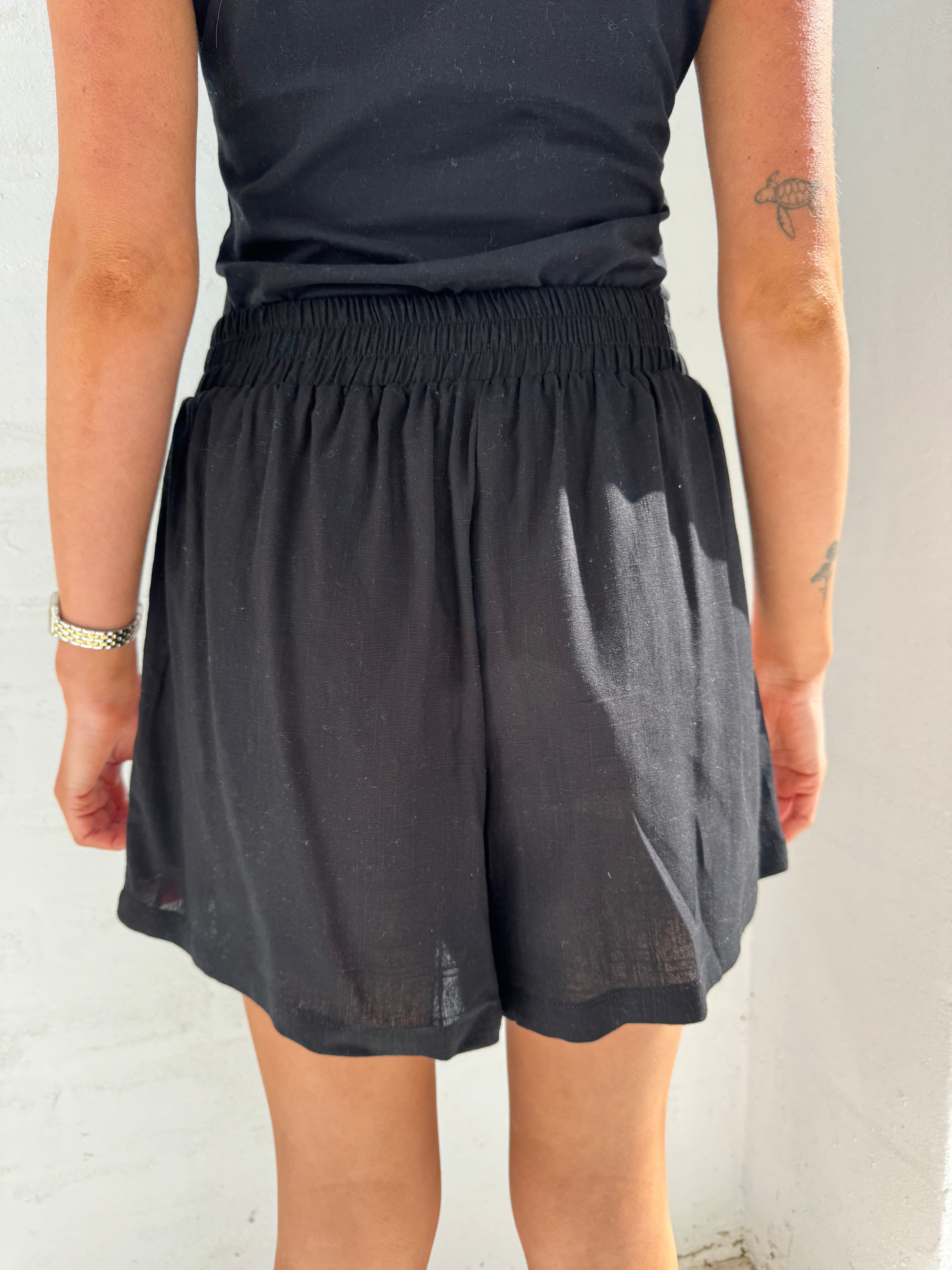 Sweetheart shorts
