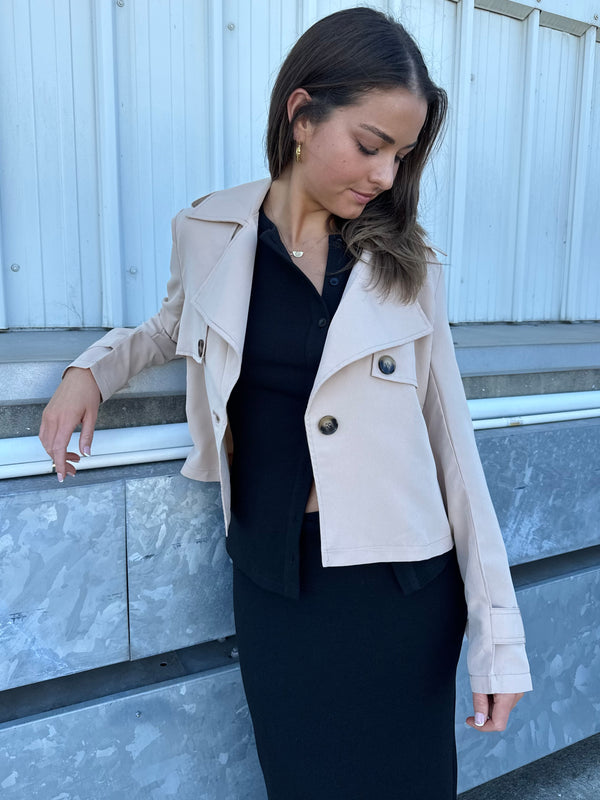 Dominique Cropped Trench - Beige - rnayclothing